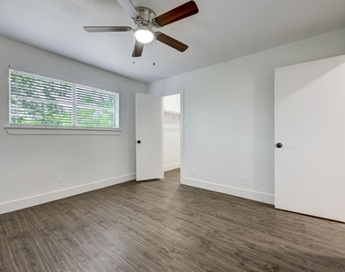 11425 Ptarmigan Dr - Photo Thumbnail 7
