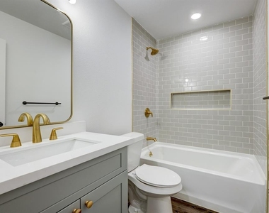 11425 Ptarmigan Dr - Photo Thumbnail 8