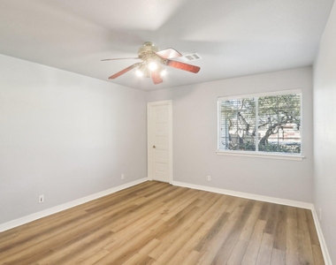 294 Logan Ranch Rd - Photo Thumbnail 25
