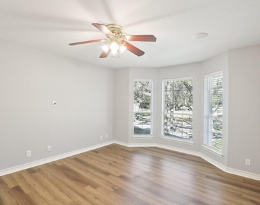 294 Logan Ranch Rd - Photo Thumbnail 27