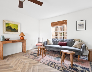 1700 Houston St - Photo Thumbnail 2