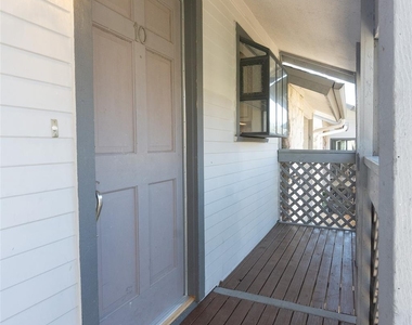 2410 Enfield Rd - Photo Thumbnail 36