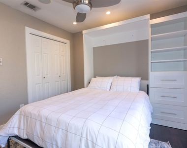 2410 Enfield Rd - Photo Thumbnail 31