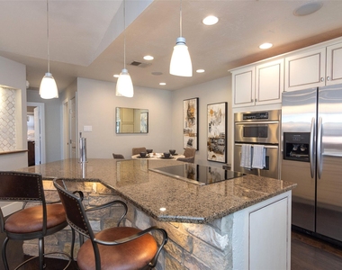 2410 Enfield Rd - Photo Thumbnail 18