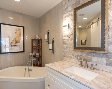 2410 Enfield Rd - Photo Thumbnail 24