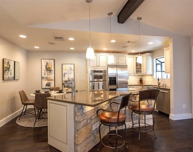2410 Enfield Rd - Photo Thumbnail 12