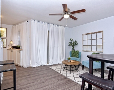 1840 Burton Dr - Photo Thumbnail 2