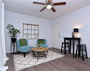 1840 Burton Dr - Photo Thumbnail 1