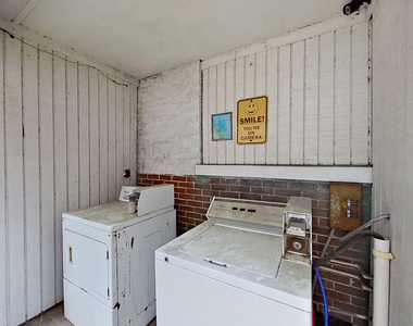 2619 College Street - Photo Thumbnail 11