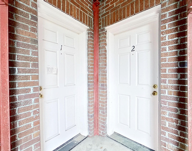 2619 College Street - Photo Thumbnail 8