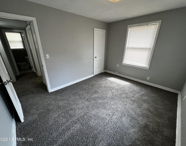 5035 Campenella Drive - Photo Thumbnail 15