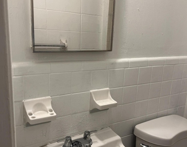 5844 Justina Court - Photo Thumbnail 8