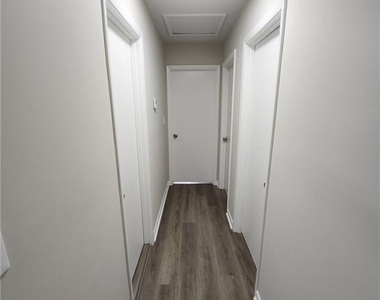 5370 Longmeadow Lane - Photo Thumbnail 6