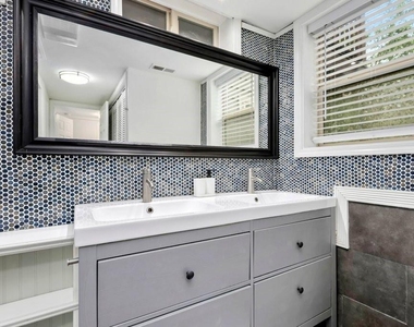 677 Holmes Street Nw - Photo Thumbnail 11