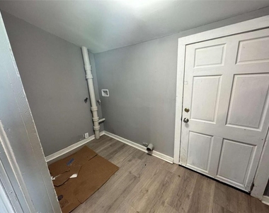 74 Martin Luther K Drive - Photo Thumbnail 25