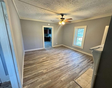 74 Martin Luther K Drive - Photo Thumbnail 2
