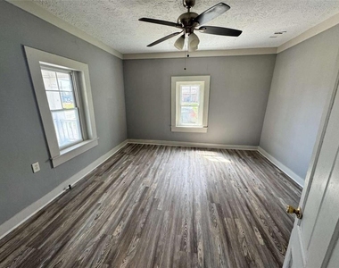 74 Martin Luther K Drive - Photo Thumbnail 17