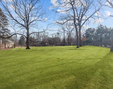 255 N Green Bay Road - Photo Thumbnail 59
