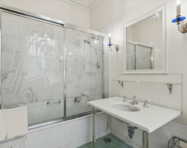 255 N Green Bay Road - Photo Thumbnail 47