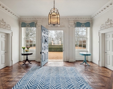 255 N Green Bay Road - Photo Thumbnail 5