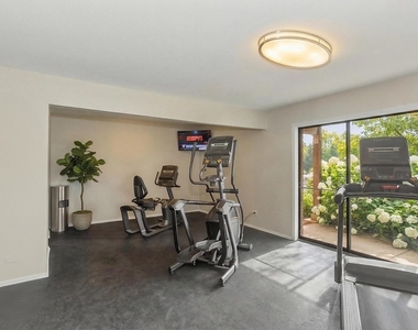 4250 W Lake Avenue - Photo Thumbnail 13