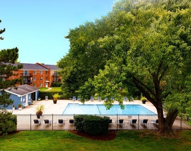 4250 W Lake Avenue - Photo Thumbnail 16
