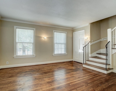 1935 Richmond Avenue - Photo Thumbnail 4