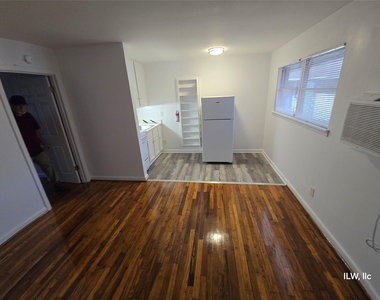 301 Avondale Street - Photo Thumbnail 13
