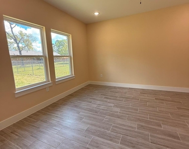 14844 Coaltown Rd - Photo Thumbnail 20