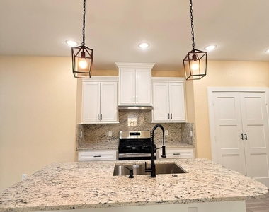 14844 Coaltown Rd - Photo Thumbnail 5