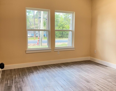 14844 Coaltown Rd - Photo Thumbnail 14