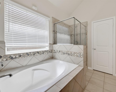 7631 Granite Terrace Lane - Photo Thumbnail 41