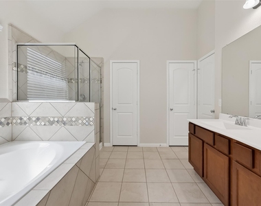 7631 Granite Terrace Lane - Photo Thumbnail 40