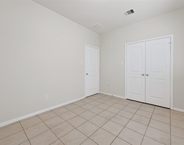 7631 Granite Terrace Lane - Photo Thumbnail 38