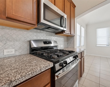 7631 Granite Terrace Lane - Photo Thumbnail 26