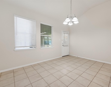 7631 Granite Terrace Lane - Photo Thumbnail 14
