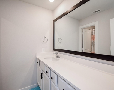 16635 Bristol Steel Lane - Photo Thumbnail 27