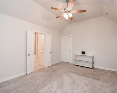 16635 Bristol Steel Lane - Photo Thumbnail 19