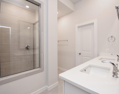 16635 Bristol Steel Lane - Photo Thumbnail 22
