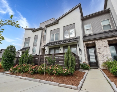16635 Bristol Steel Lane - Photo Thumbnail 2