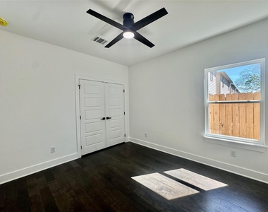 6928 Paris Street - Photo Thumbnail 15