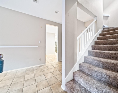 2023 Gentryside Drive - Photo Thumbnail 9