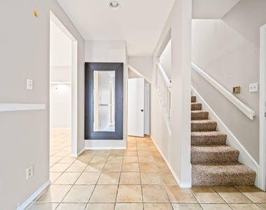 2023 Gentryside Drive - Photo Thumbnail 12