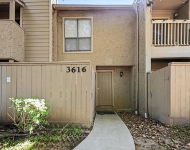3616 Ocee Street - Photo Thumbnail 2