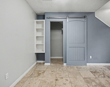 3616 Ocee Street - Photo Thumbnail 7