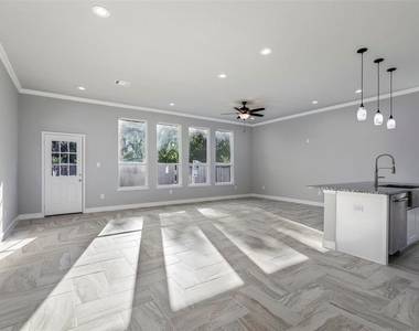 17403 Harmony Hill Drive - Photo Thumbnail 7