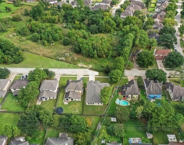 17403 Harmony Hill Drive - Photo Thumbnail 25