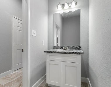 17403 Harmony Hill Drive - Photo Thumbnail 20