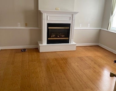 4100 Montclair Road - Photo Thumbnail 5