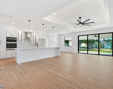 3903 15th Street Sw - Photo Thumbnail 5
